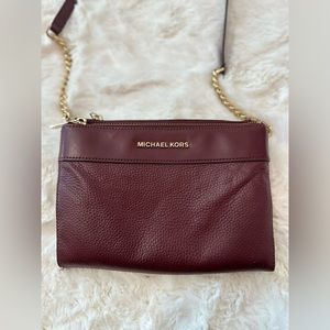 Women’s crossbody handbag